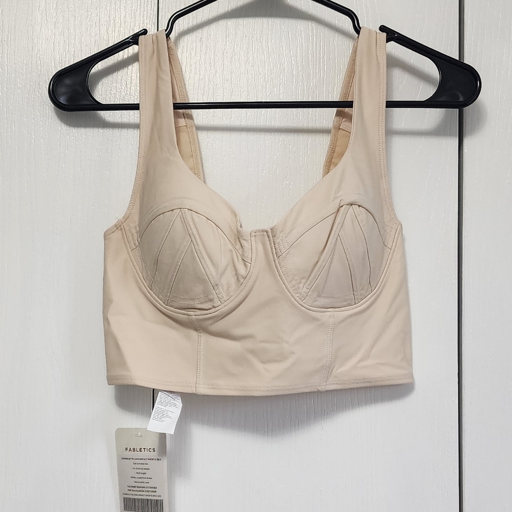 Fabletics top